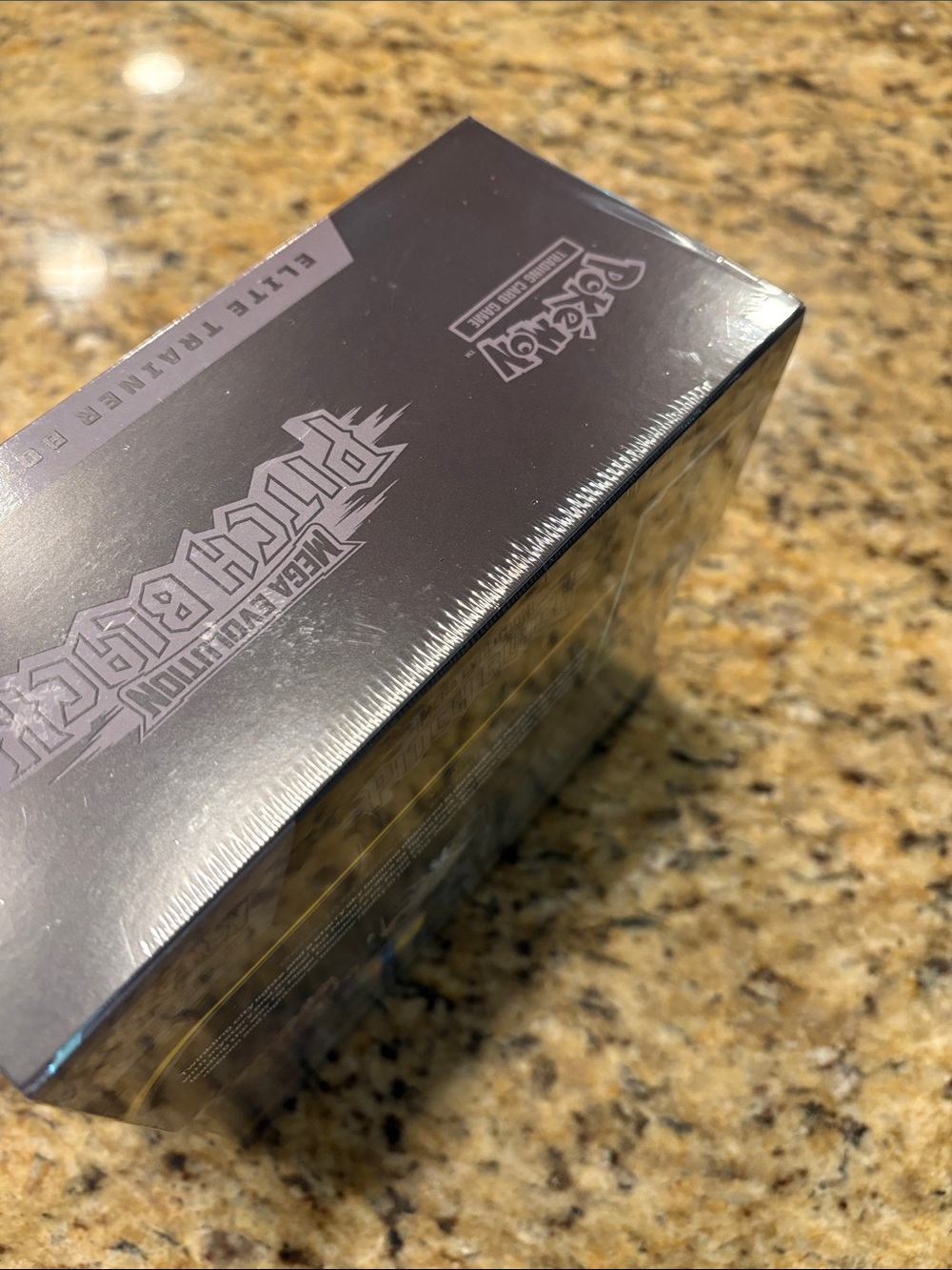 Pokémon TCG Elite Trainer Box new sealed bix- Mega Evolution Pitch Black (Black - Picture 3 of 6